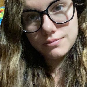 Meet your Posher, Mallory